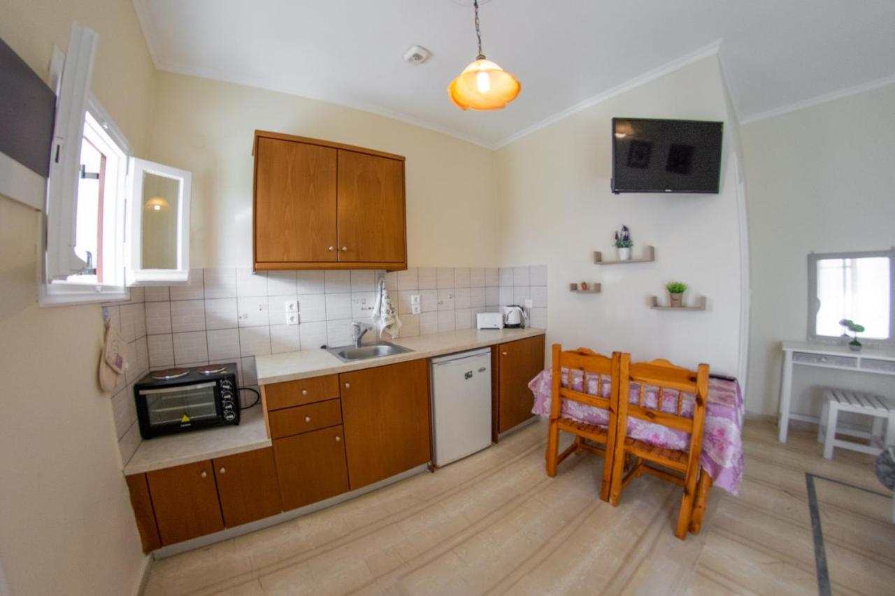 Eleonas Holiday Home Apartment Agios Stefanos Avliotes  Eksteriør billede